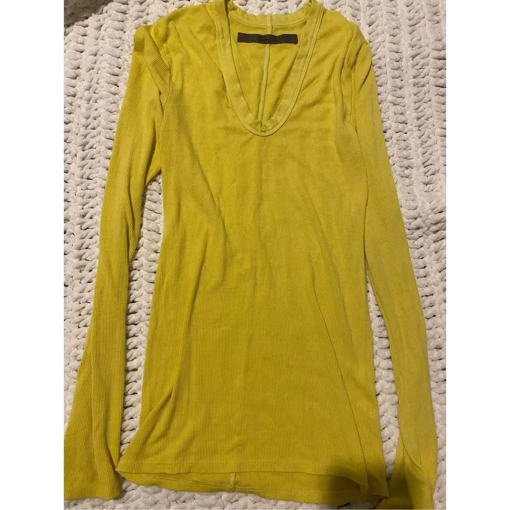 ENZA COSTA Knit Long Sleeve Fitted U Top in Acid $225 - Picture 5 of 7
